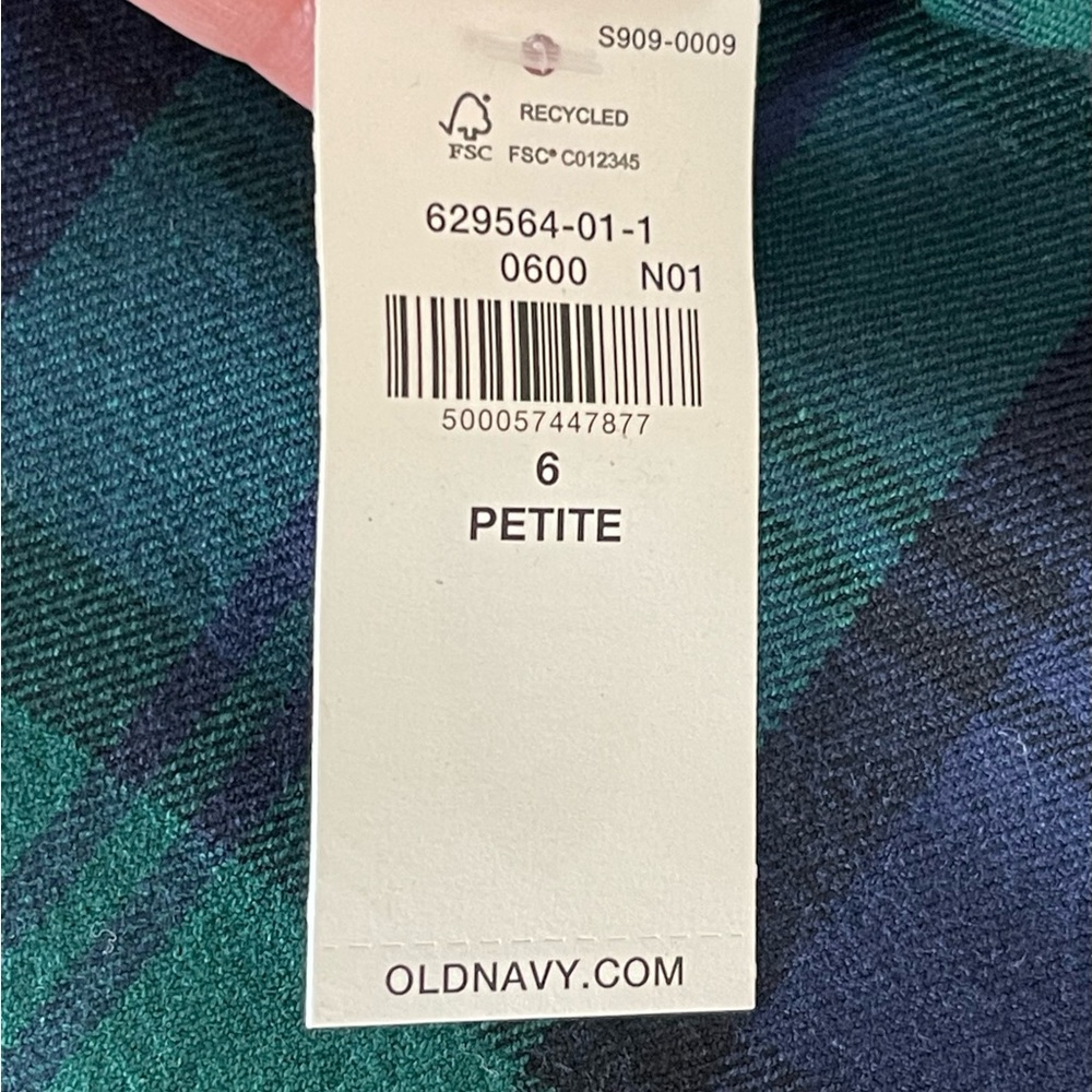 Old Navy High Rise Plaid Slim Pants - Picture 8 of 8